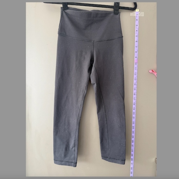 Lululemon Capri Leggings - Picture 4 of 5